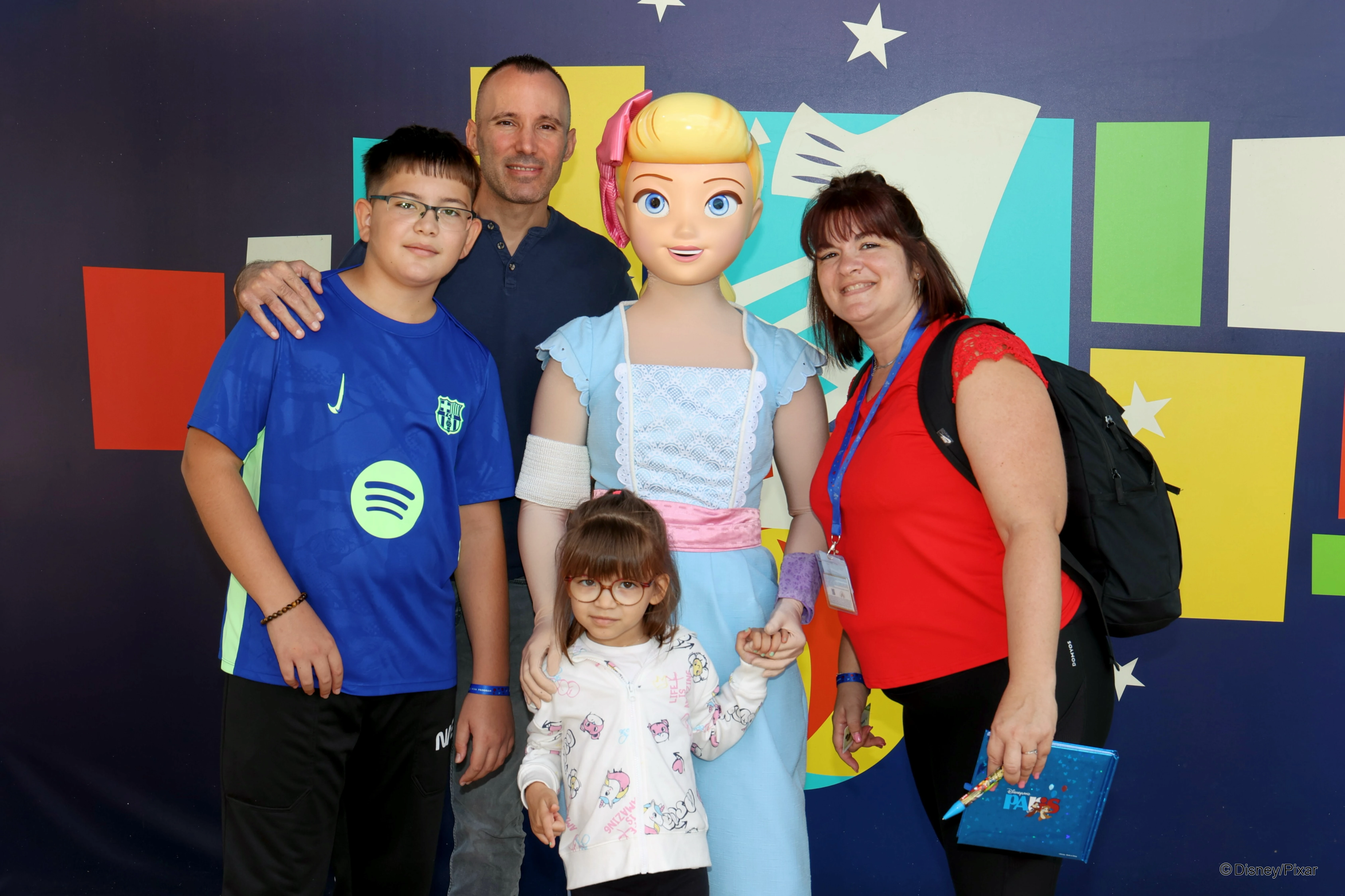 Photo avec une mascotte de Toy Story